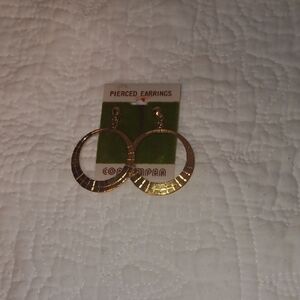 Elegant Vintage Gold Hoop Earrings